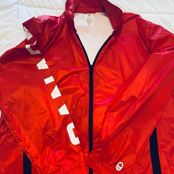 Team Canada Windbreaker - Picture 2 of 5